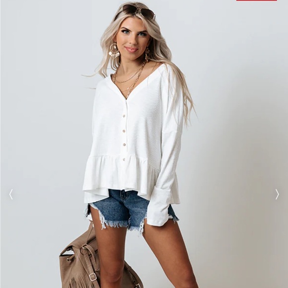 flawless Tops - Shop Impressions Size Small White Shift Top with Peplum Bottom